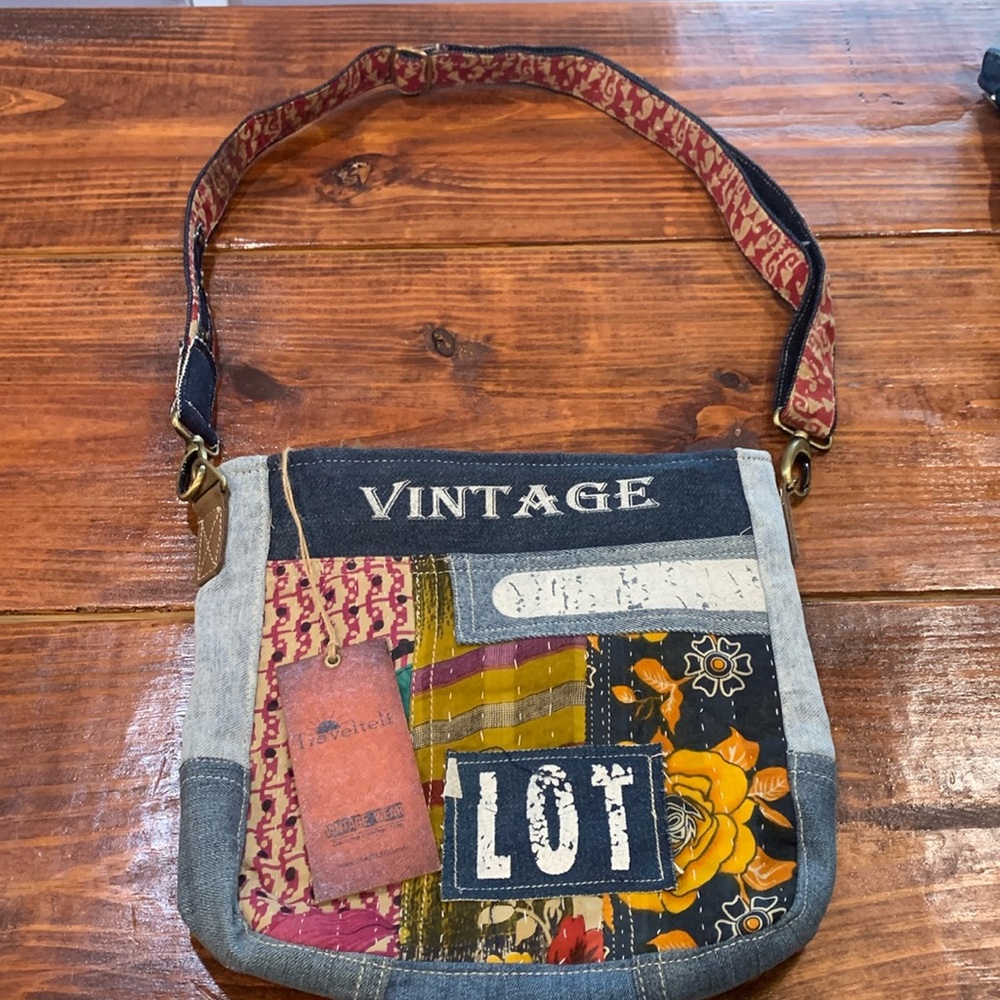 TRAVELTELI Daisy Patchwork Chic Crossbody Bag